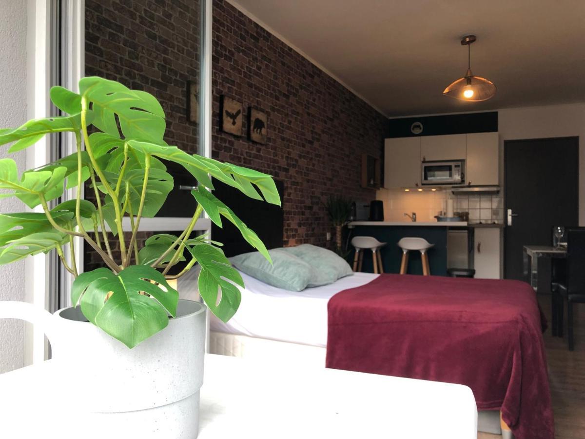 Studio Avec Balcon & Parking Gratuit - Tours Gare Esterno foto
