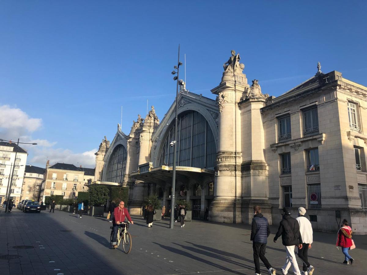 Studio Avec Balcon & Parking Gratuit - Tours Gare Esterno foto